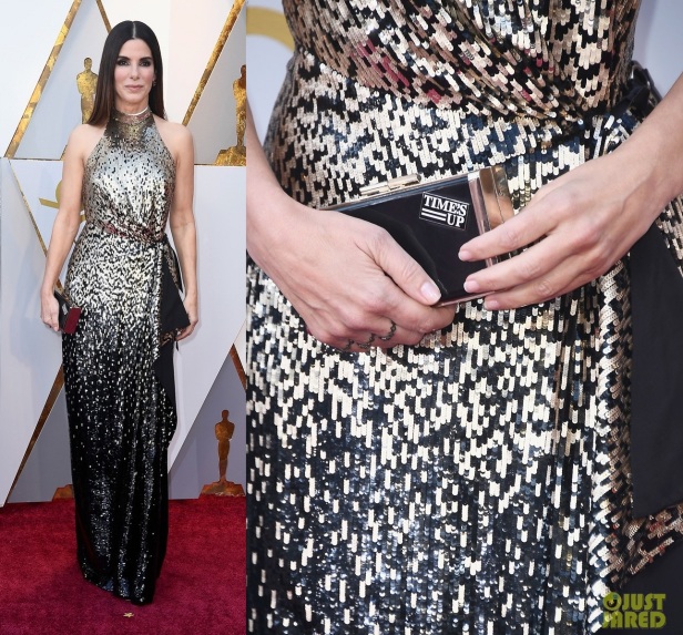 sandra-bullock-is-a-beauty-in-black-and-gold-at-oscars-2018-07